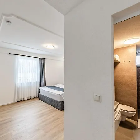 Dido Diamond Hotel *