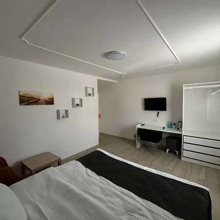 Dido Diamond Hotel *